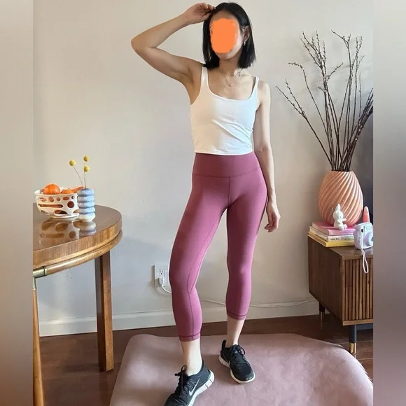Lululemon Align crop 21” in Misty Merlot (pink) - Size 4 - Picture 2 of 14